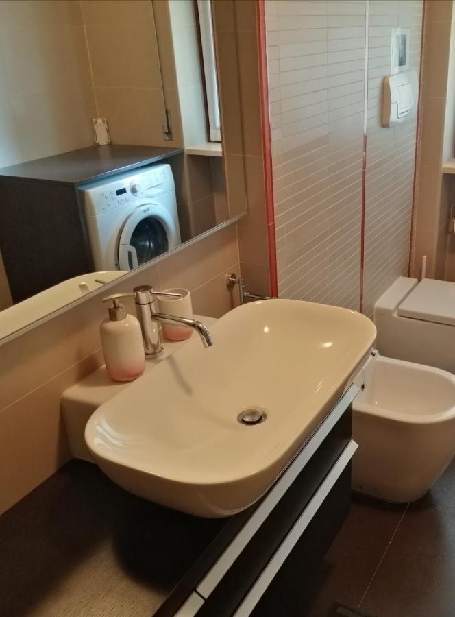 Vasari Apartment เวโรนา ภายนอก รูปภาพ
